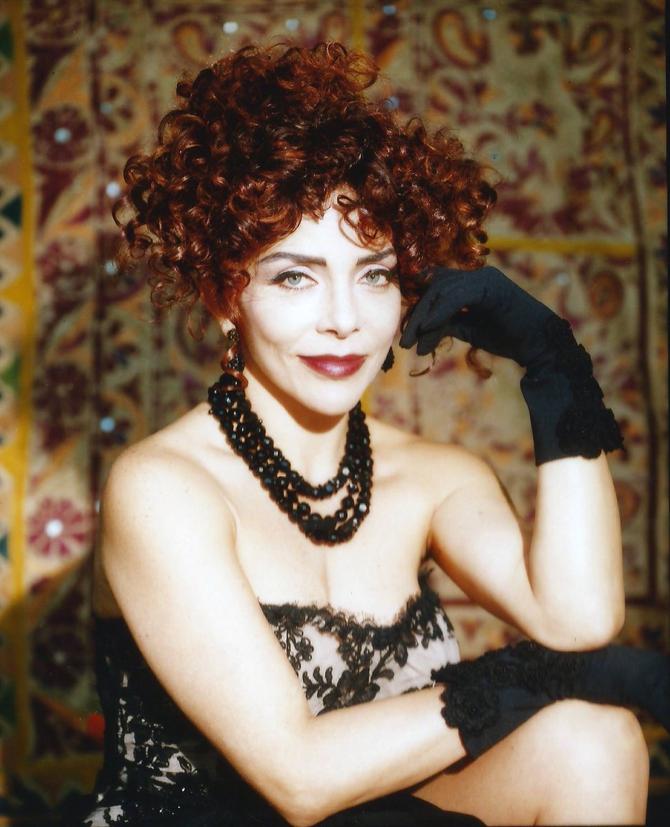 Verovision's tweet photo. Veronica Castro Sera Margo Channing En La Gran Obra Musical @Aplauso_Mx #Aplau50 #AplausoMx
#50AñosDeExito 👏🏻👏🏻👏🏻👏🏻 https://t.co/FrRkf90KGA