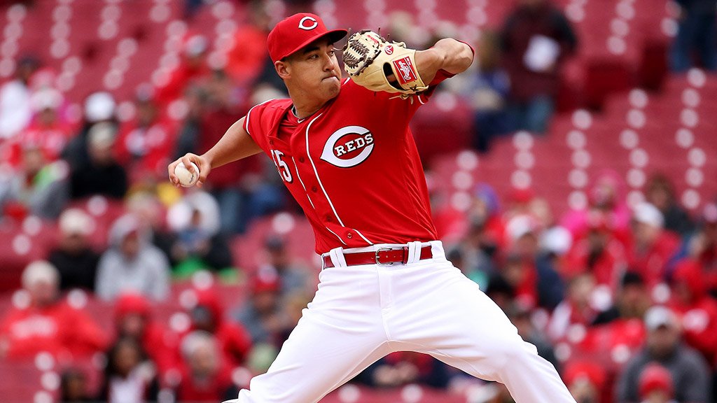 Reds's tweet photo. .@robsteev44 went 5 innings and earned the win in his Major League debut. #Reds https://t.co/Q75lUNPAF8 https://t.co/eJZrDk7Dg2