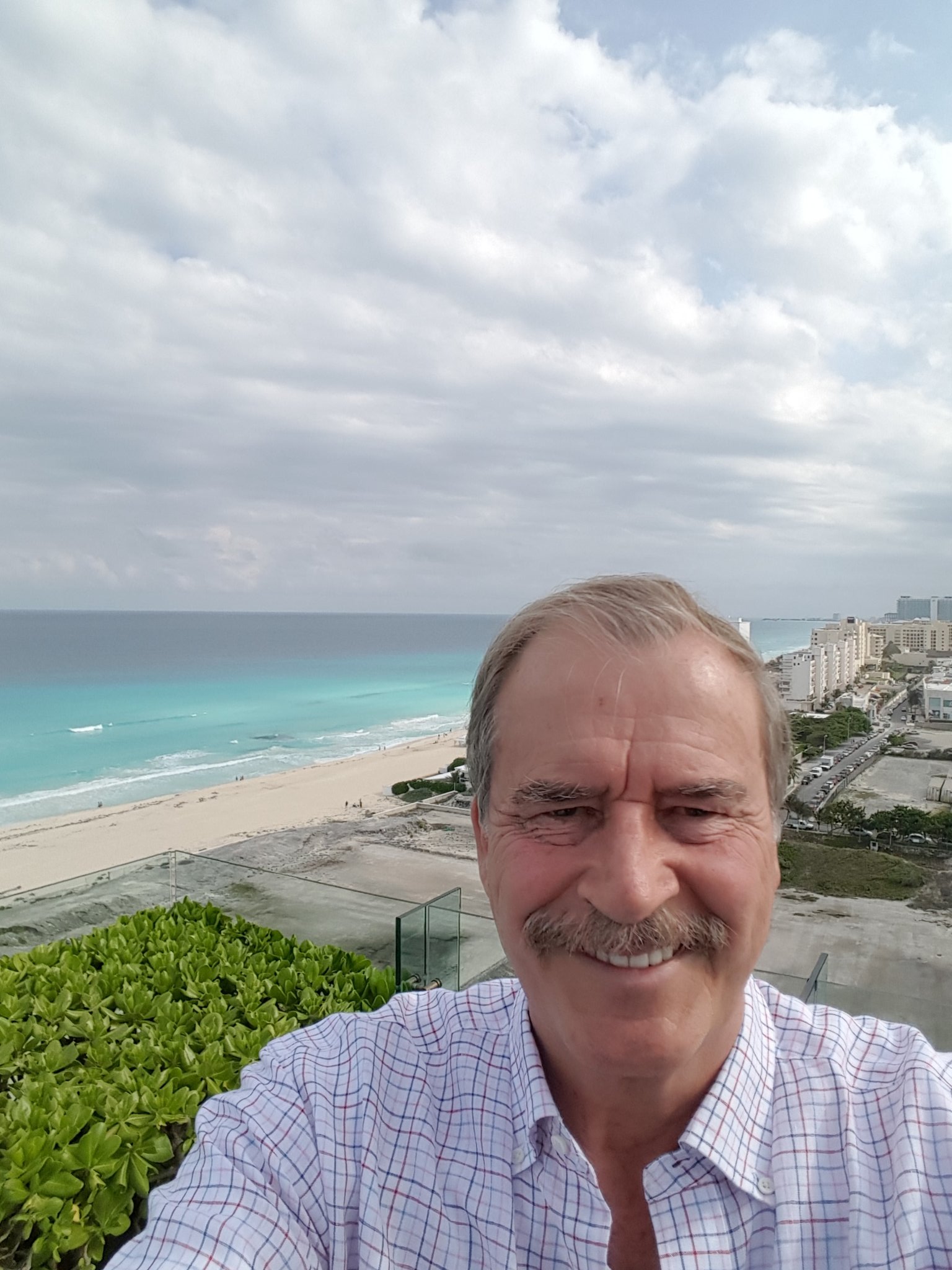 View image on Twitter