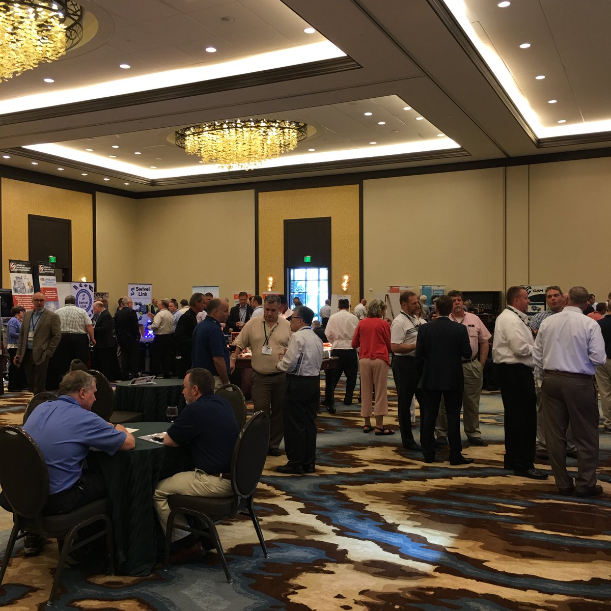 AHTDistributor's tweet image. Great chance to network at the product showcase. #AHTDSpring