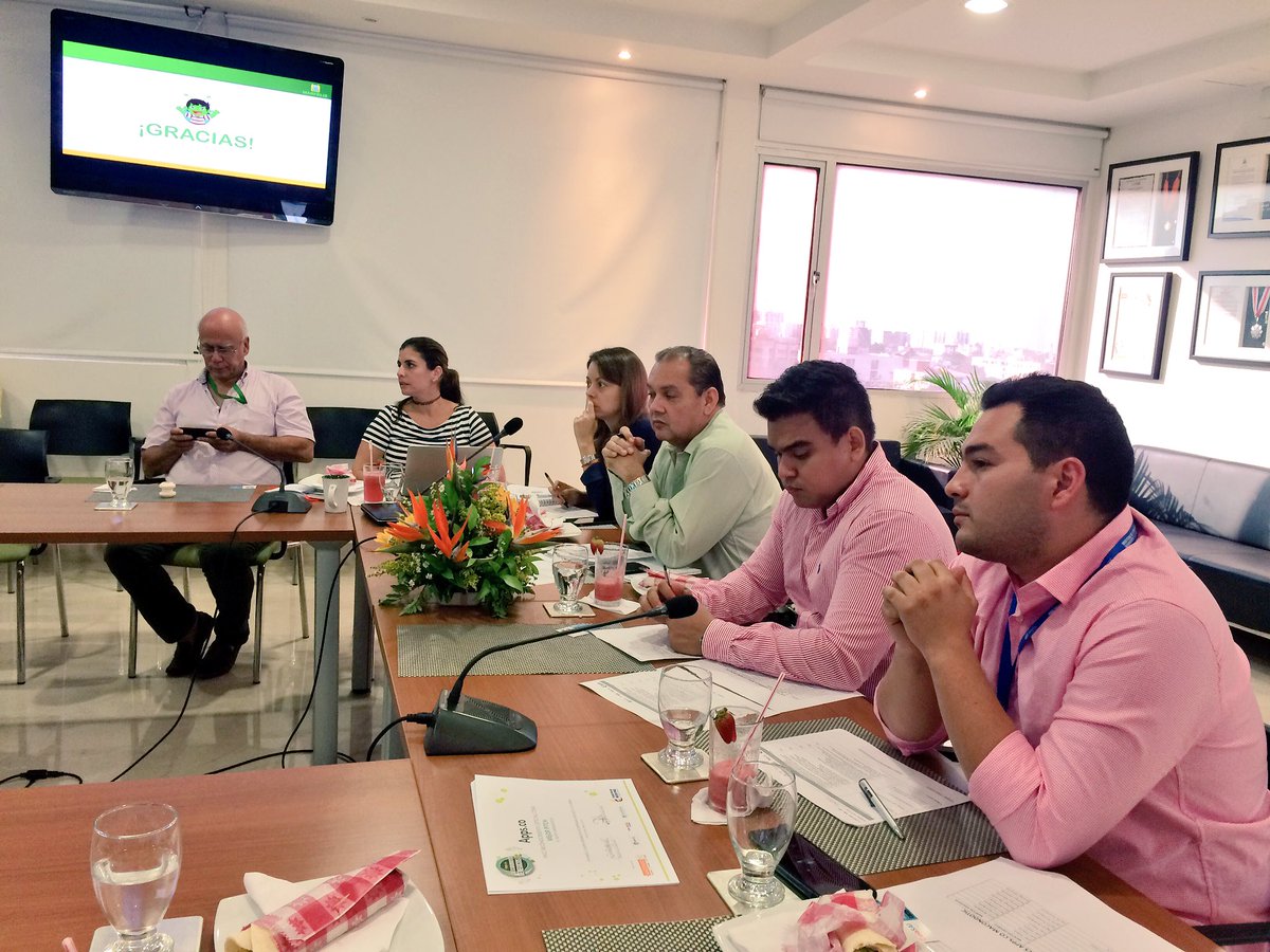 AppscoMacondo's tweet photo. Estamos en seguimiento con @Ministerio_TIC @AppsCo en @unisimon con #EmprendedoresTIC presentando resultados https://t.co/TZaXOQa8c1