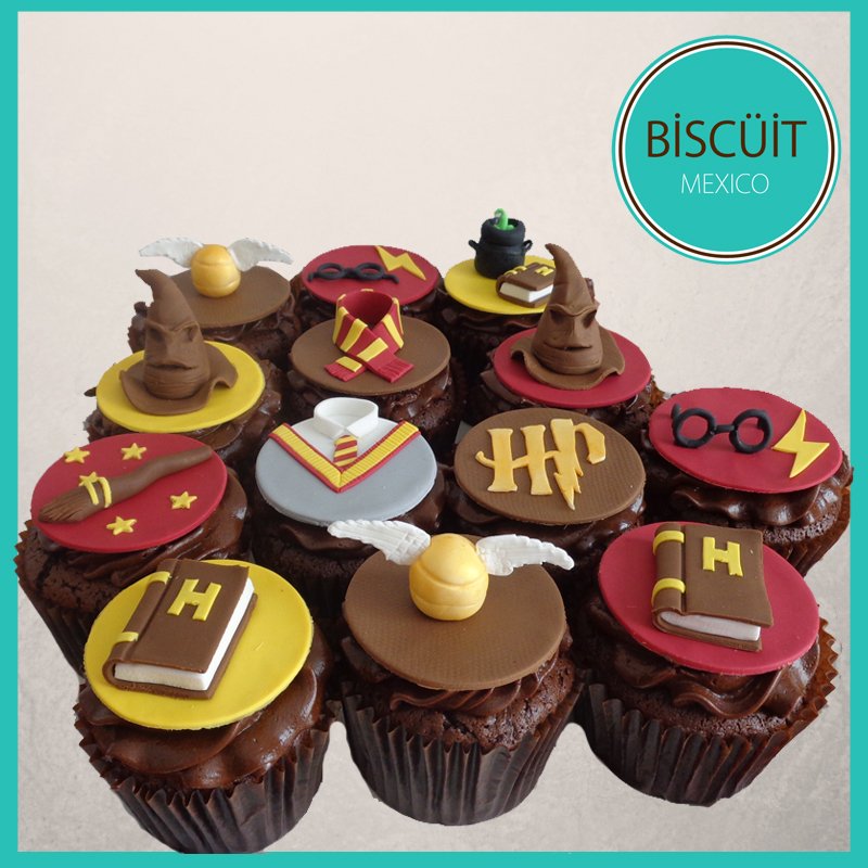 BiscuitMexico's tweet photo. Deliciosos cupcakes de chocolate con trufa para festejar el cumple de Diego. ¡Muchas Felicidades! https://t.co/WUYtxpwXZA