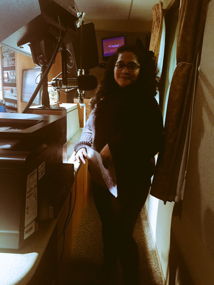 LisMarieFL's tweet photo. Recording PSA for migrant families at the @KSTP studio! #Fight4DAPA #AFSCMiami @First_Focus @WomenBelong @afsc_org https://t.co/rhUn6b6Ooj