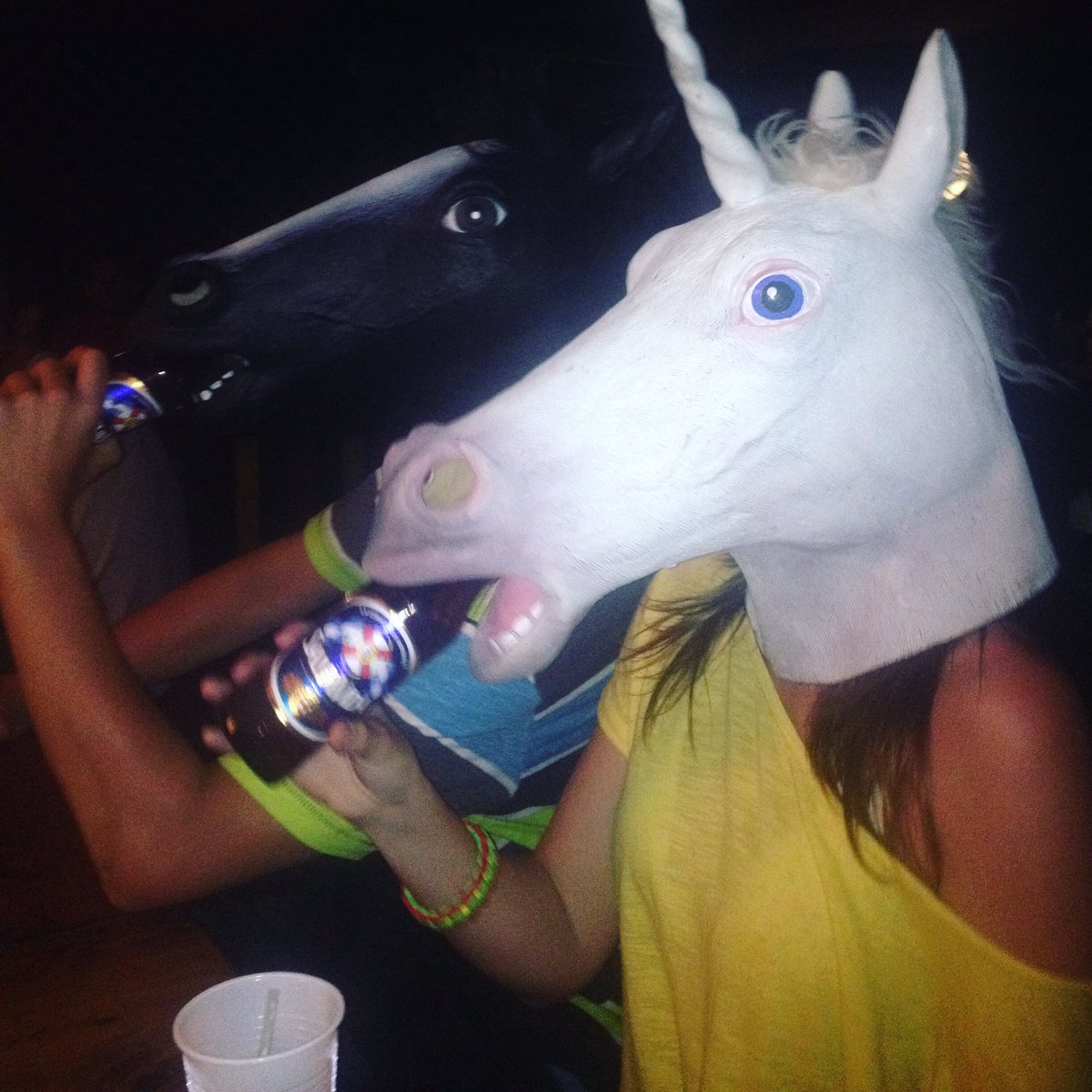 proxxyapp's tweet photo. Happy #NationalBeerDay 🦄🍺 here's to finding our #Unicorn. https://t.co/9UPakhj93I