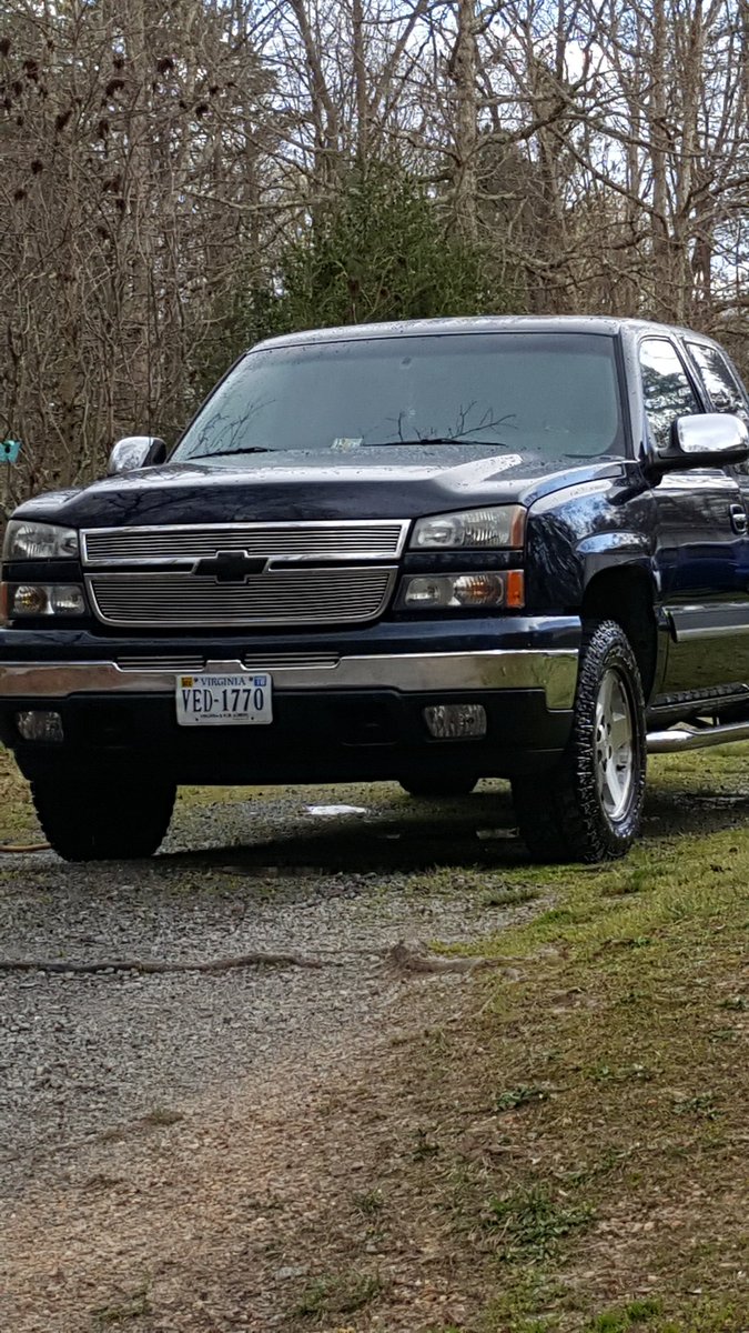 dpbkdbsdb615's tweet photo. Don't worry bout my bow tie till your thing can out perfrom this chevy https://t.co/Pa0LPEiQhU