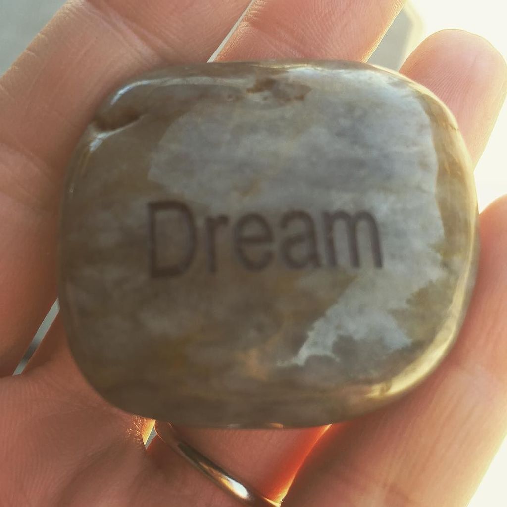 wildhumanist's tweet image. That time when @ourinspiredwanderlust  told me to dream bigger. #tbt #ddreambigger ift.tt/1PXdnHz