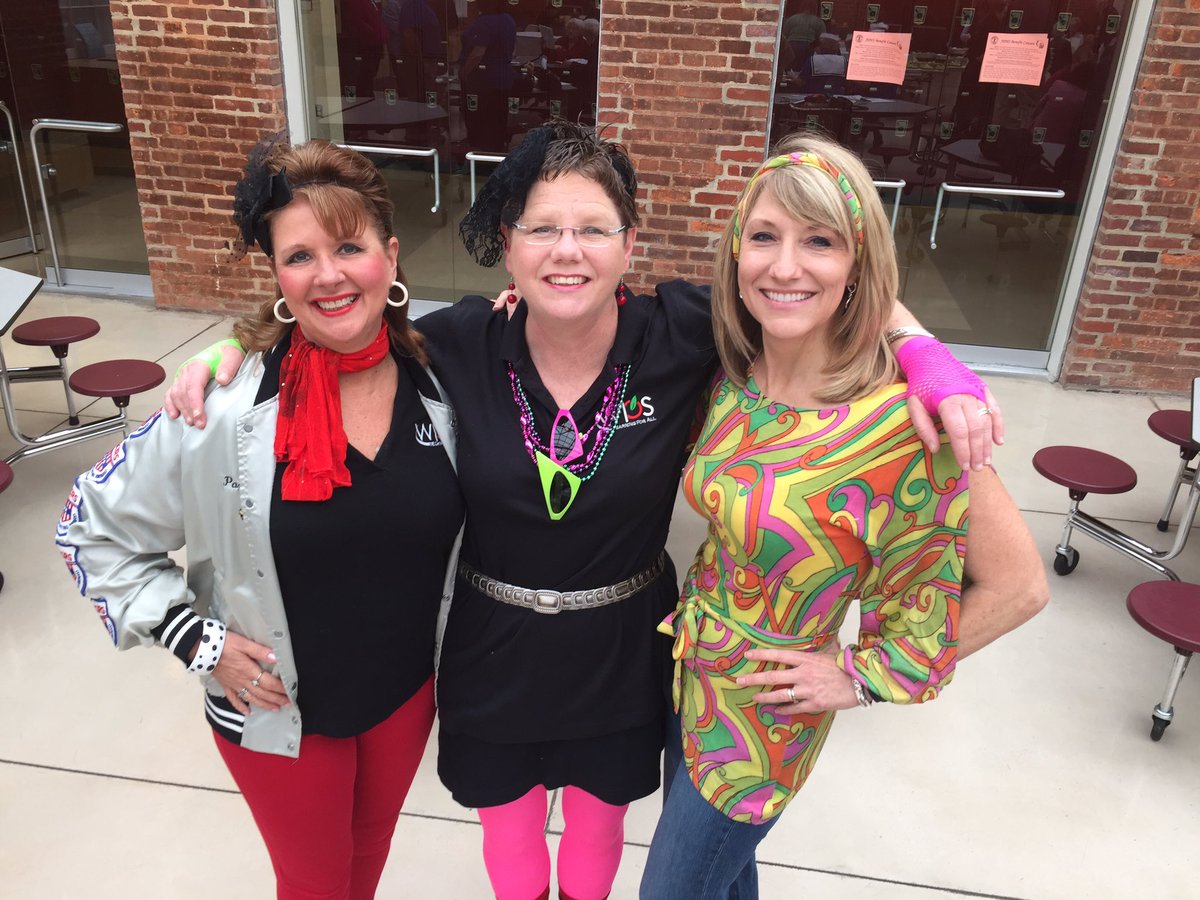 TweetWPS tweet media