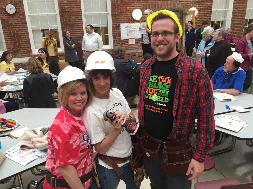 TweetWPS tweet media