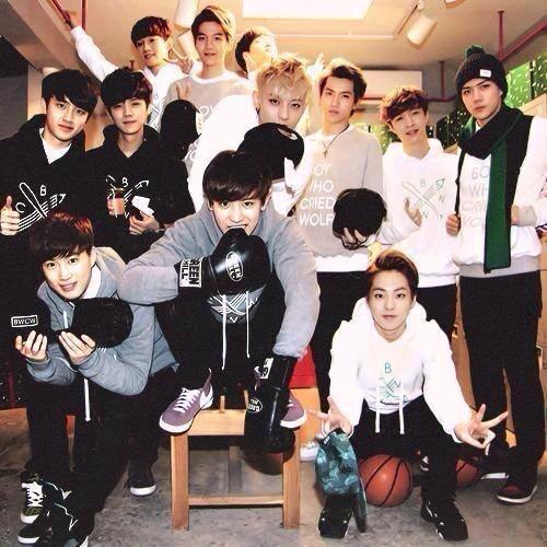 M_83_r's tweet photo. 4周年おめでとう
#4thYearWithEXO #4thAnniversary https://t.co/rzCKWktVke
