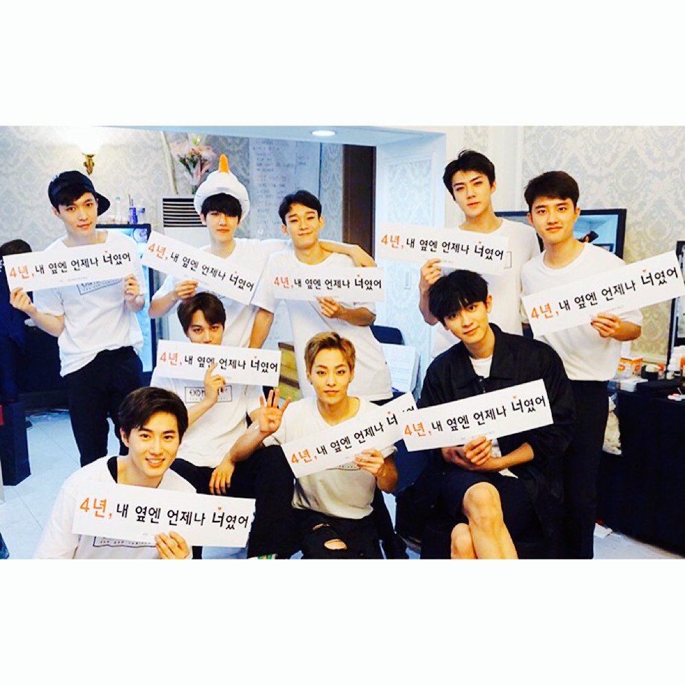adnn110's tweet photo. HAPPY 4TH ANNIVERSARY MYLUV. Kapan ketemu lagi HAHA. #4YearsWithEXO https://t.co/qyKcqSyTwc