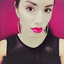 FlashEdxts's tweet photo. Icon Lali Esposito❤
© si usas o guardas💪
-Jazz https://t.co/H6CDtwUYcn