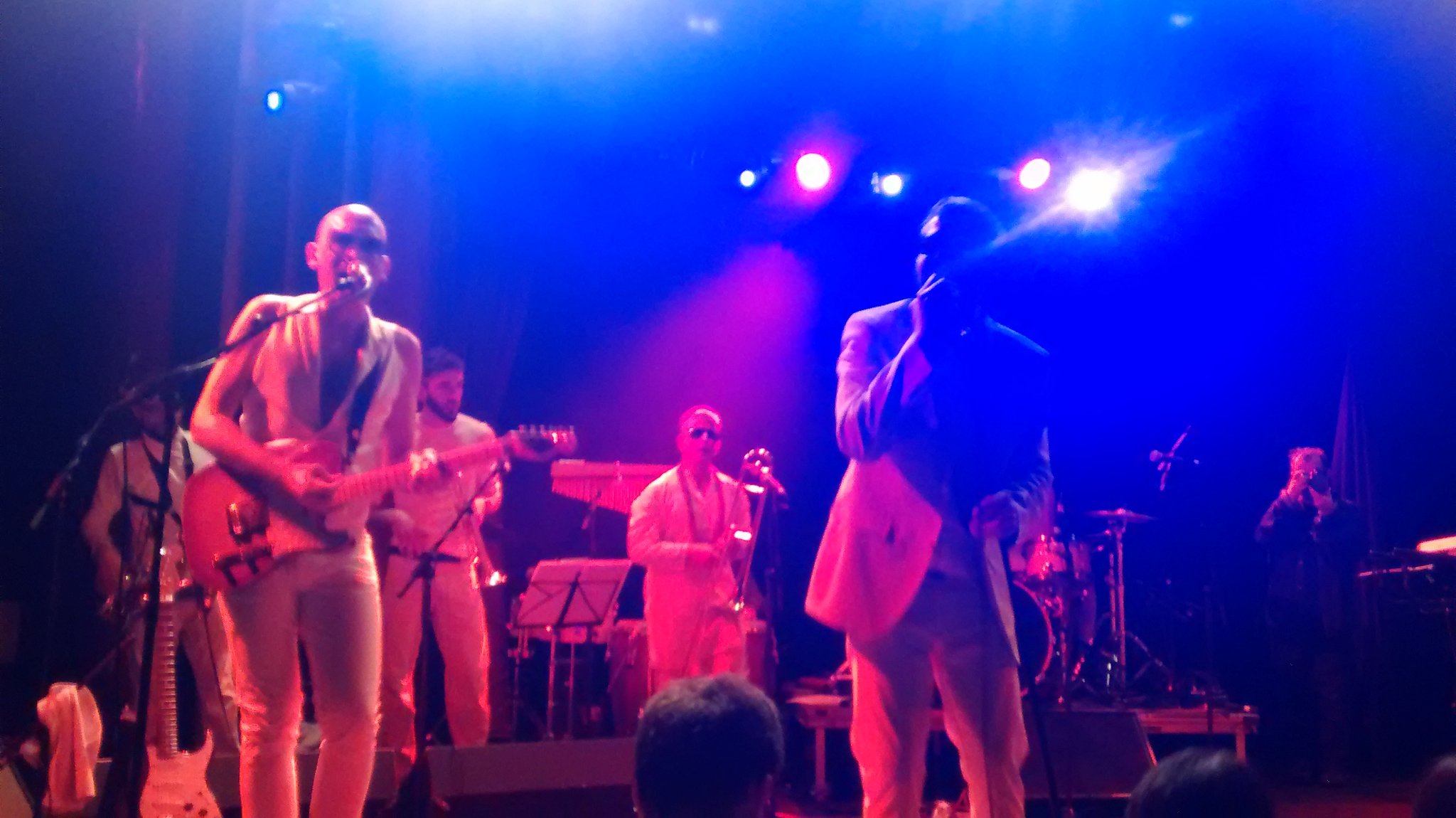 El último concierto al que has ido - Página 5 CfeVmJ1WcAA1sAE
