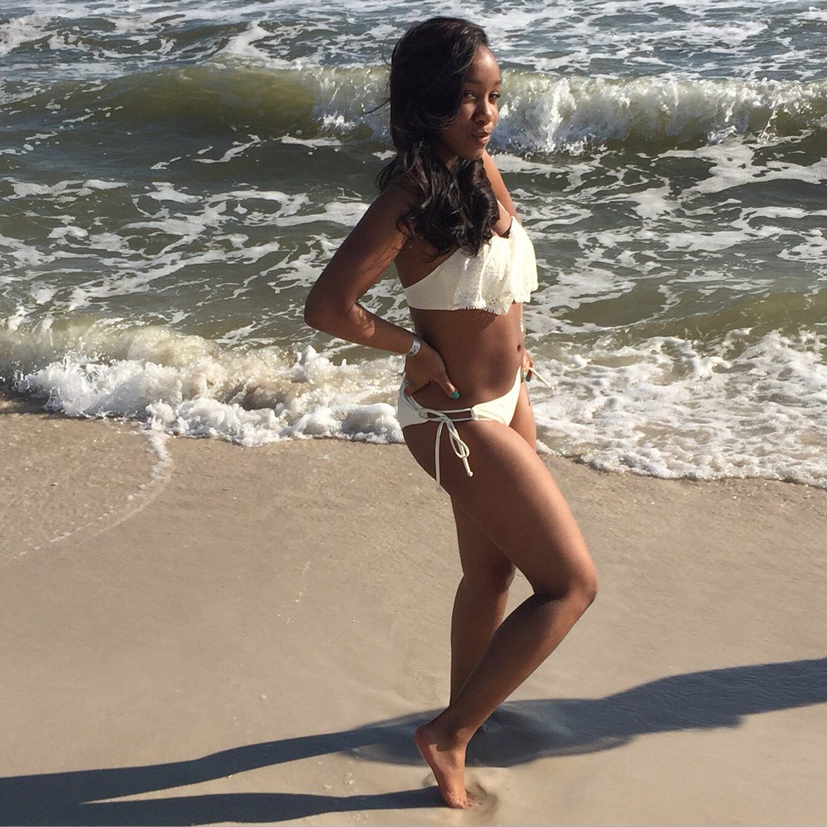 meetmisscarter's tweet photo. Can I live? 🙏🏾😊 #sb2k16 #feelthisflow https://t.co/LZFeY5PONy