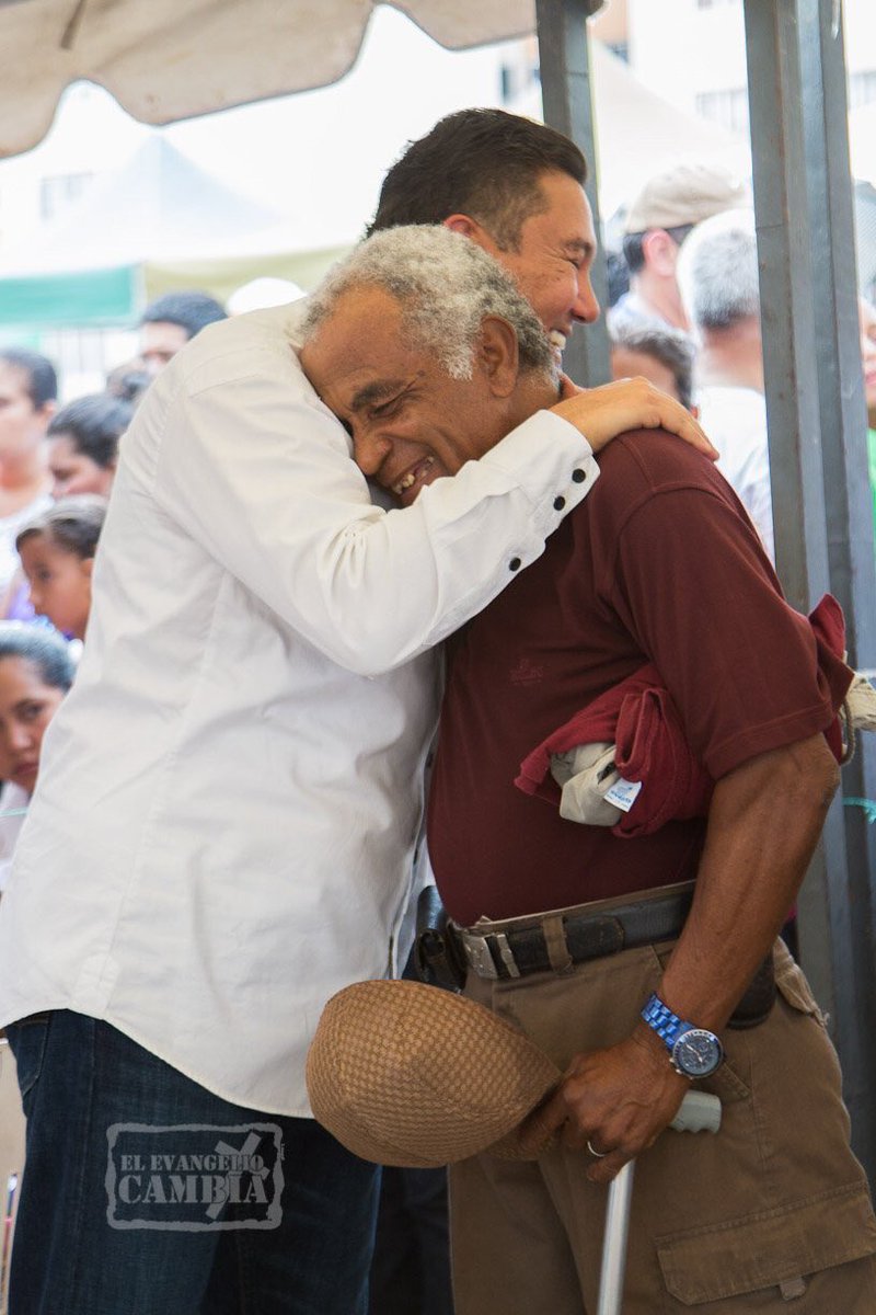valeromaryeli's tweet photo. Para él no hay límites de seguir luchando por esta nación 🇻🇪 #EstoyConJavierBertucci https://t.co/DC1wZzgcOh