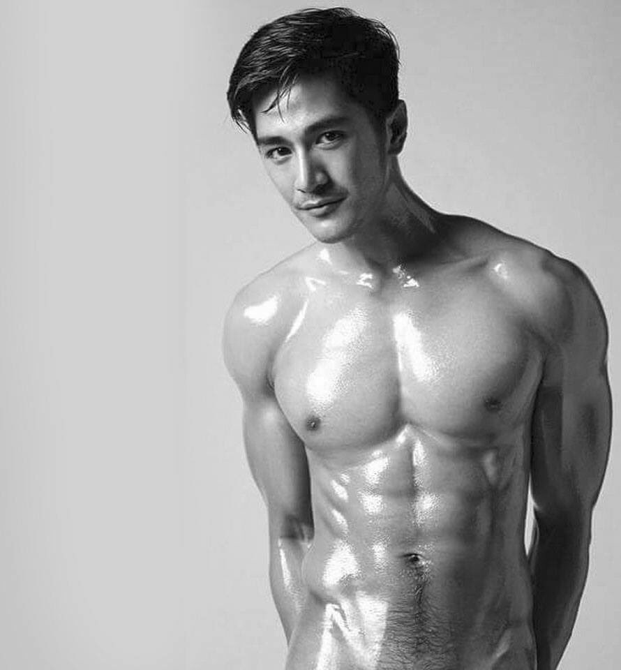 PILOSOPOZ's tweet photo. LUBRICATION REALNESS

Here are photos of oily naked Thai boys to brighten up your Friday! https://t.co/NzJWMgIpdB