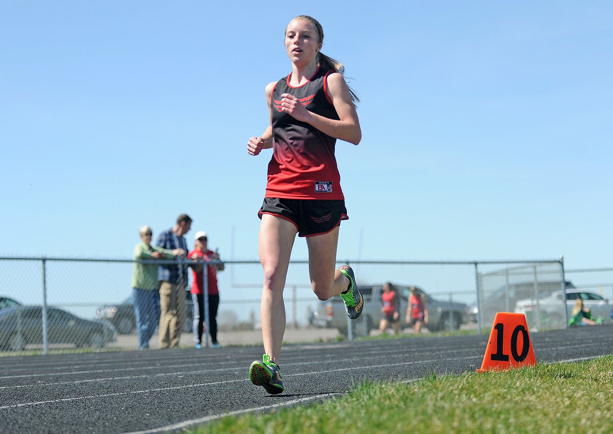 PRPix's tweet photo. @shelley_russets track invite today. See the gallery at https://t.co/6Rmncq8pm1. @Hillcrest_H_S #idpreps https://t.co/C248qp6Hx5