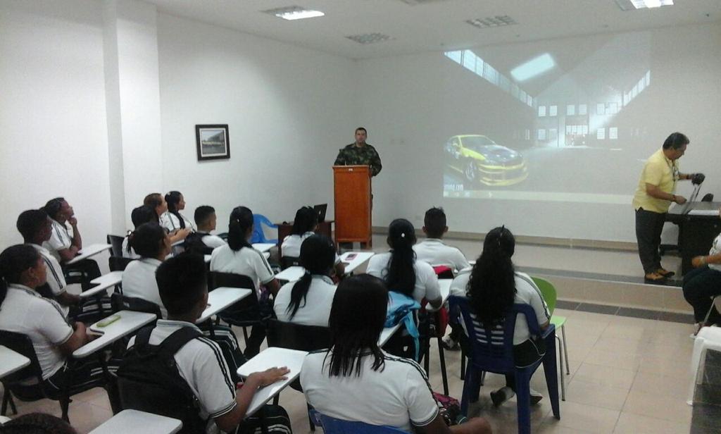 Ejercito_Div7's tweet photo. @Ejercito_Div7 Estudiantes del #Sena visitan #Baspc17 #Br17 para conocer nuestros procesos logísticos #Feenlacausa https://t.co/C4dd15gB1o