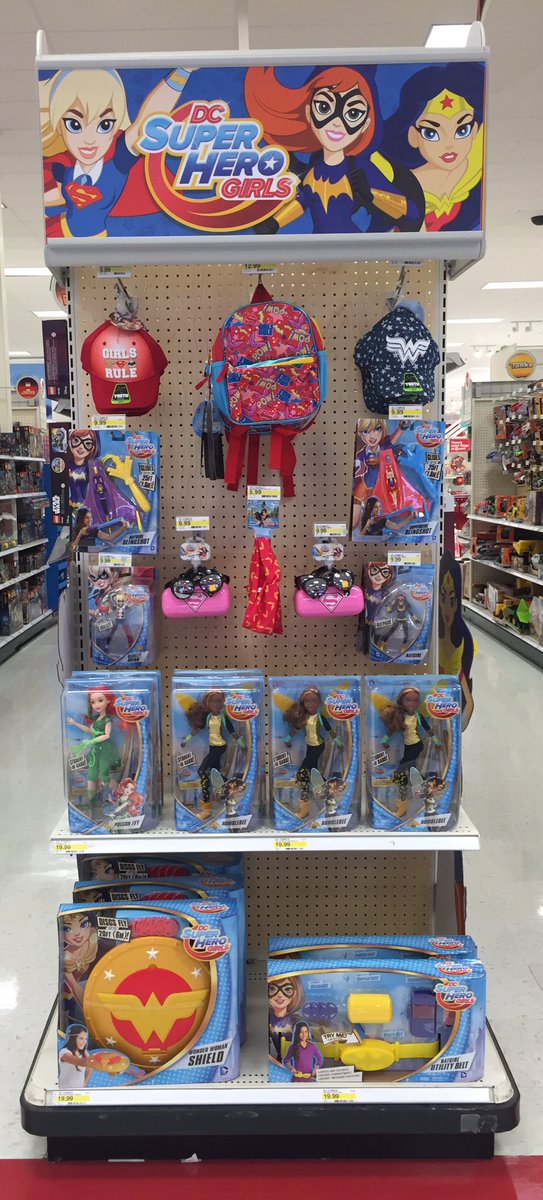 Cross-merchandising DC Super Hero end cap with softlines 👊🏼💥 #girlsrule #T2187 #gosales <a href="/jolly_reba/">Reba Jolly</a>  <a href="/rmunny0128/">Ramiro</a>