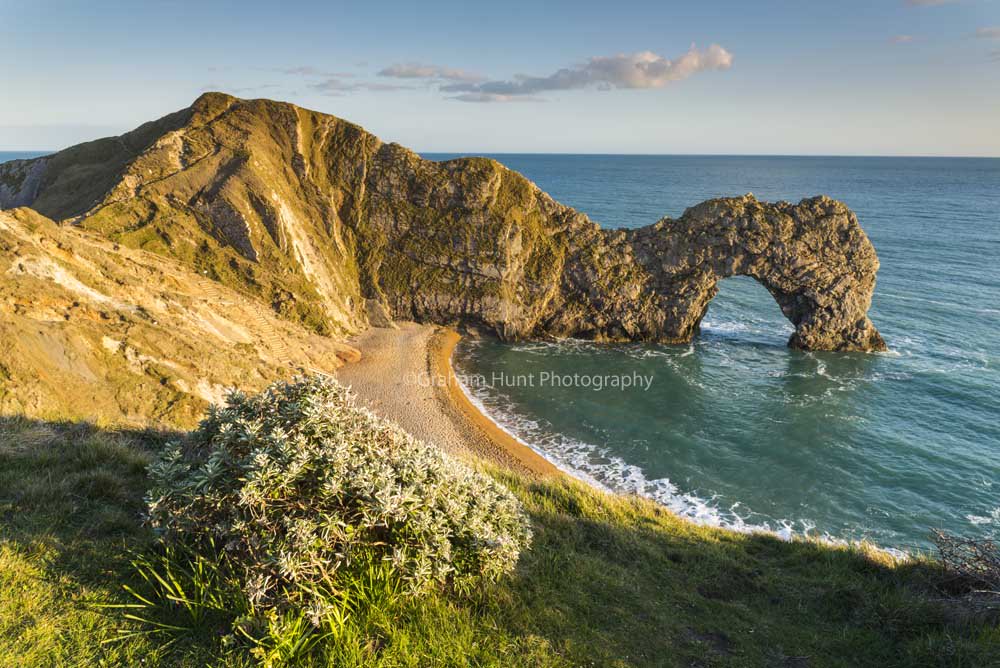 LulworthEstate's tweet image. BeautifuL landscape from @GrahamHuntPhoto: #Durdledoor this evening in #Dorset @Dorset #weather #Lulworth @guardian