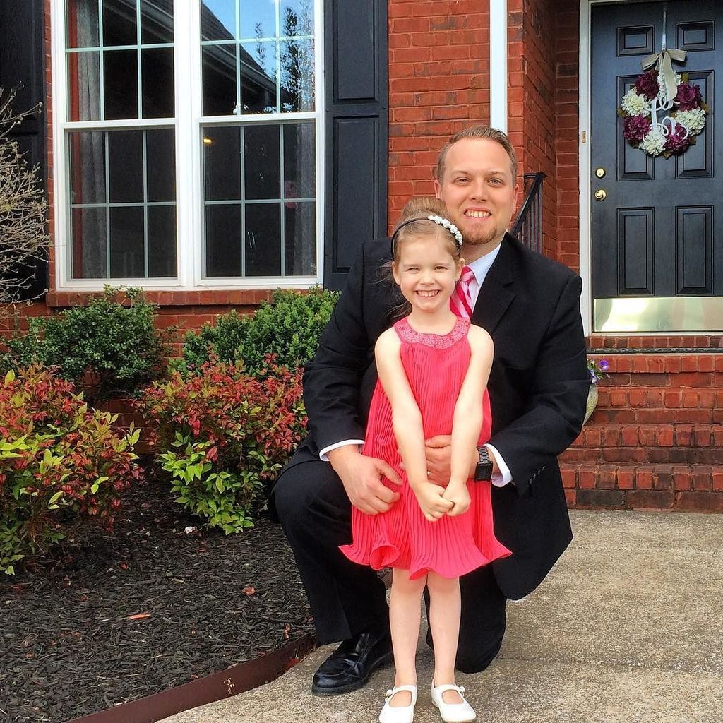 shelby_craig's tweet photo. Night 2 of the Daddy Daughter Princess Ball and date #33 with miss Addison! #dateswithdad #cfaprincessball https://t.co/kkjtElTA35