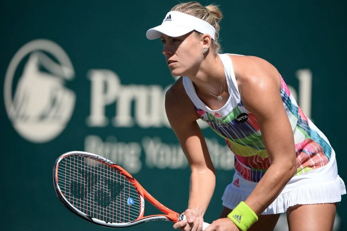 ANGELIQUE KERBER - Página 2 CfehH8LUEAAz8oi