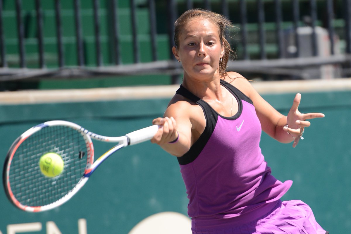 DARIA KASATKINA - Página 2 CfehtotWsAQjs_P