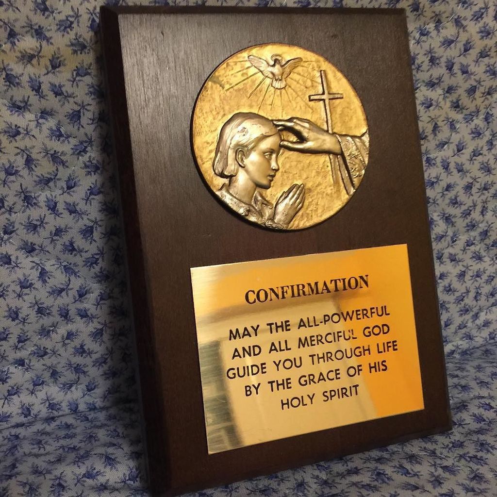 LisaHendey's tweet photo. #Instagram: Did anyone else get a trophy for #confirmation?! #70sChurch! I probably wore pooka shells! #declutterin… https://t.co/MZr4Jg43dp