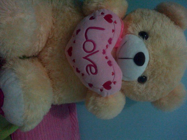 Makasi sayang bonekanya({}):*♥