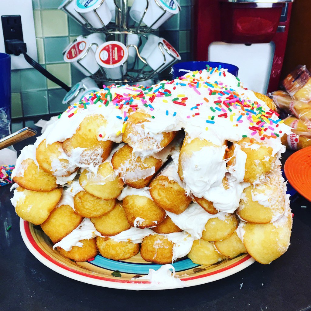 this is the best thing I have ever made and will ever make. omg. #twinkiecake