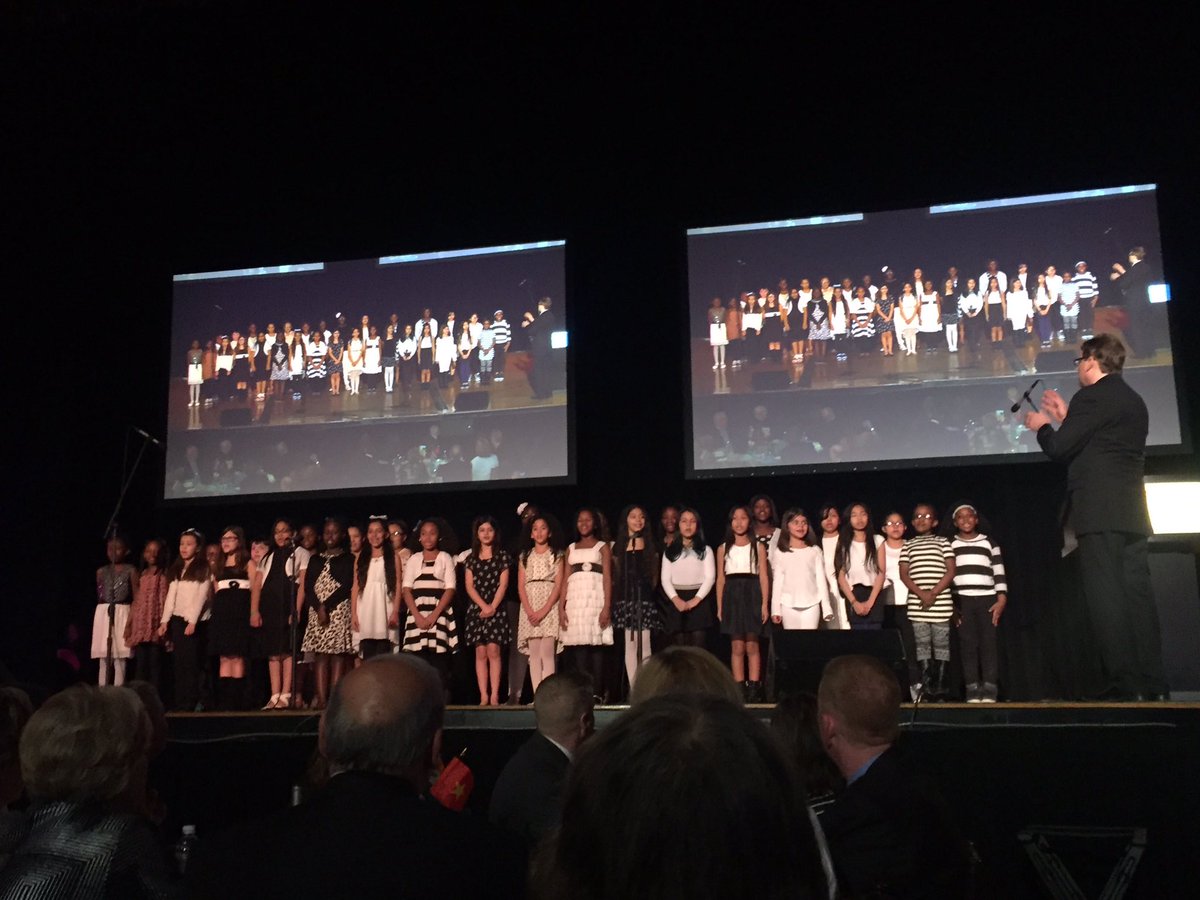 dmotew1's tweet photo. Wow! What a night for Dorcas and for LCCPS chorus @lowellcomchrtr #dorcastheamazingwoman @LCHCTeenBLOCK https://t.co/AWGTHoHfIM