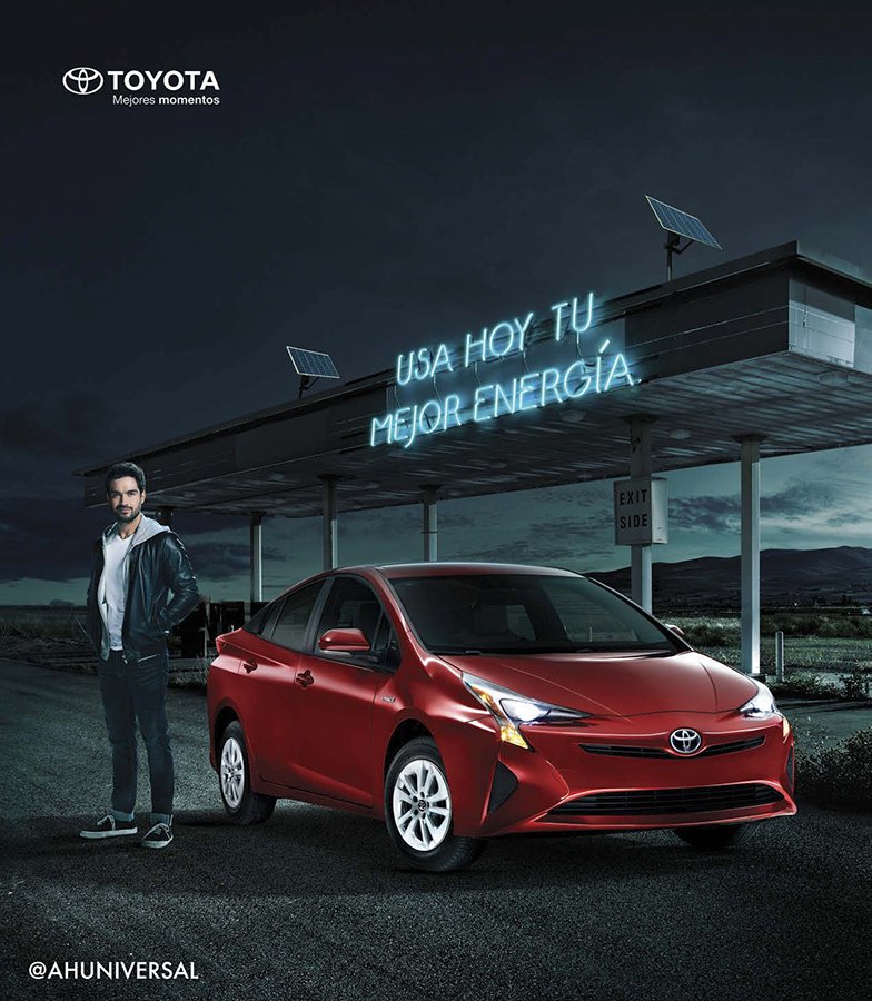 AHUniversal's tweet photo. Publicidad del Toyota Prius 2016 con Alfonso Herrera. https://t.co/ZVz2XeMeDY