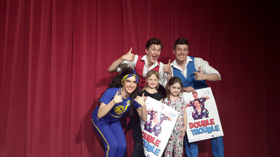 JackieRowell's tweet photo. fab night at Berwick holiday park ..@funstargolive @funstarsgolive#berwick16 https://t.co/gd22AXcxsA