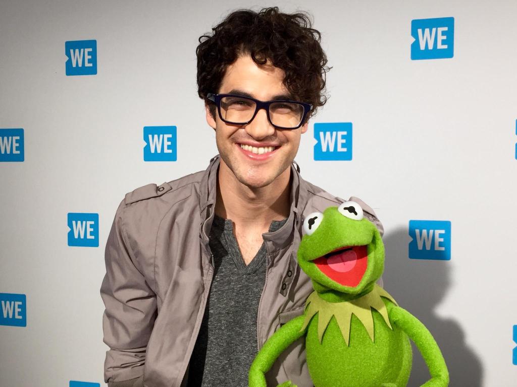 KermitTheFrog's tweet photo. So fun seeing my pal @DarrenCriss at @weday! You can tell by our smiles that we were filled with glee! #WEDay https://t.co/JWTD9UMlWP