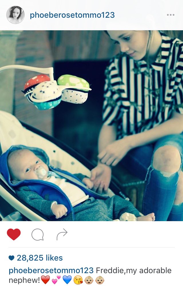 1Dupdategirls's tweet photo. Phoebe and Daisy posted these pics of themselves with Freddie on IG recently!! -Hannah https://t.co/dKsVea1UWd
