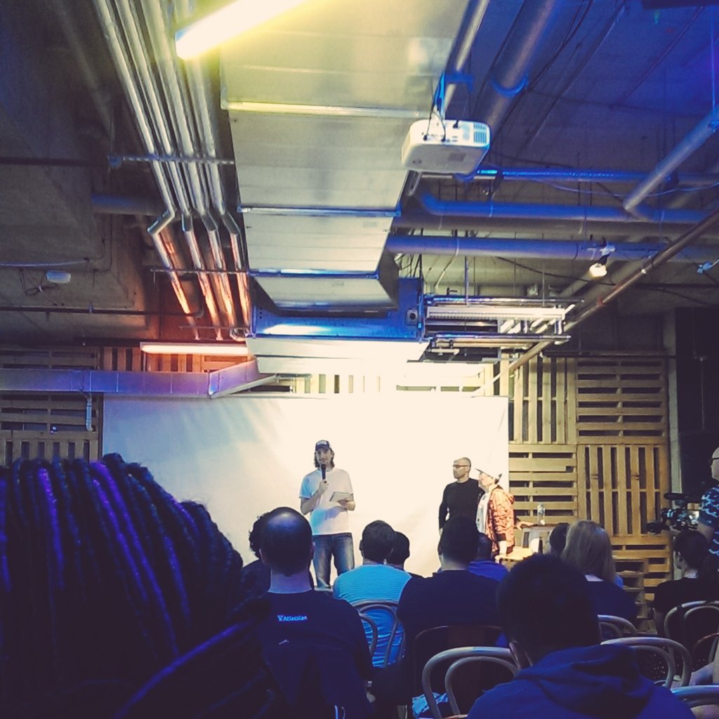 roycewong's tweet photo. End of design week with @mcannonbrookes #atlassian #atlassiandesignweek #dweek16 https://t.co/qfyhW4tcUw