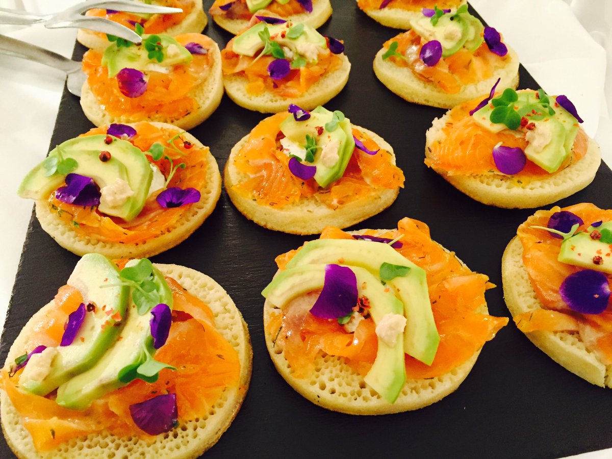 Lawrence_Keogh's tweet photo. @CorinthiaPalace smoke salmon and avocado crumpets 😍☀️@thefoodpeople @foodiehogan @CraftingChange1 https://t.co/paQVX0GeRb