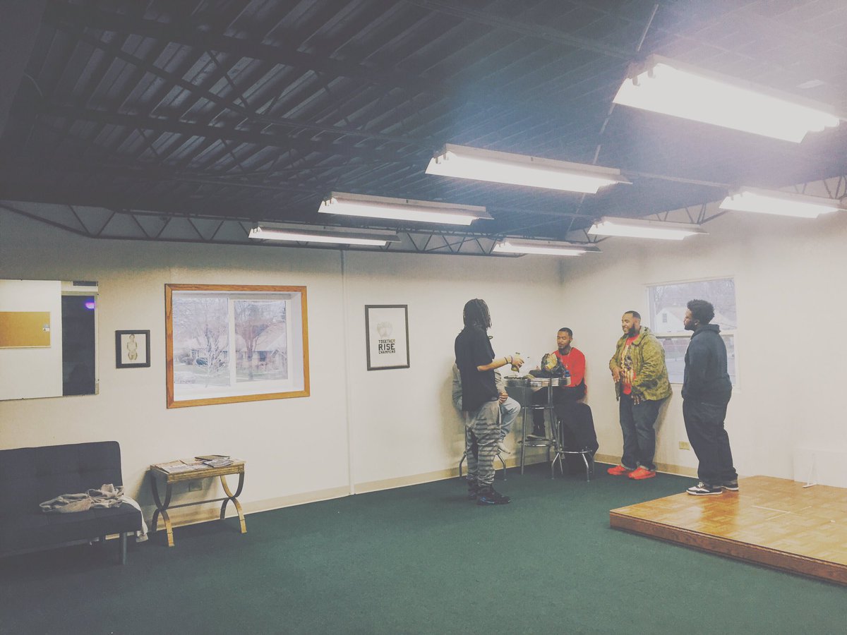 Mission10Eleven's tweet photo. The vibe is always good to us on Thursdays at @formula2035.󾔿󾓯 https://t.co/VwXCi7ZIJ4 https://t.co/UR5GsJNJbT