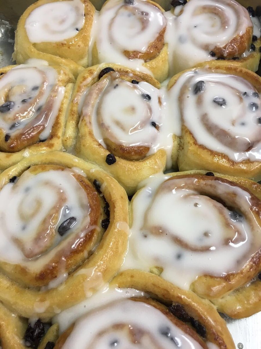 Caladdikzn's tweet photo. Chelsea Buns and Fabulous Coffee today @ Caladdi ☕ https://t.co/IS91web4Q3