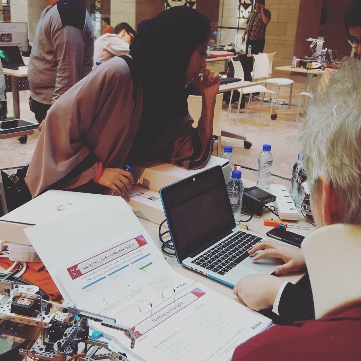 ABP_QF's tweet photo. #ABPClassof2016 #BotballQatar https://t.co/hmzS3v16fD