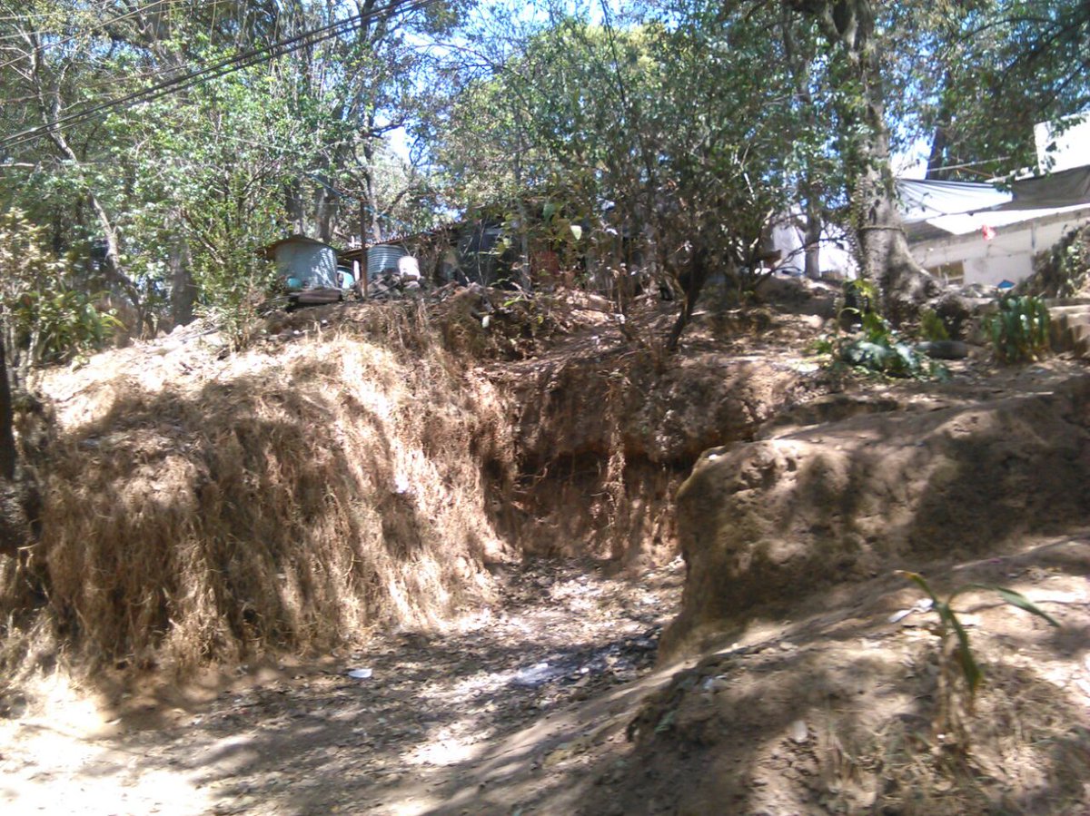 TeT_MContreras's tweet photo. Recorrido de vigilancia y prevención contra el crecimiento de la mancha urbana en Ixtlahualtongo @Fer_MercadoG https://t.co/wVMhuRFley
