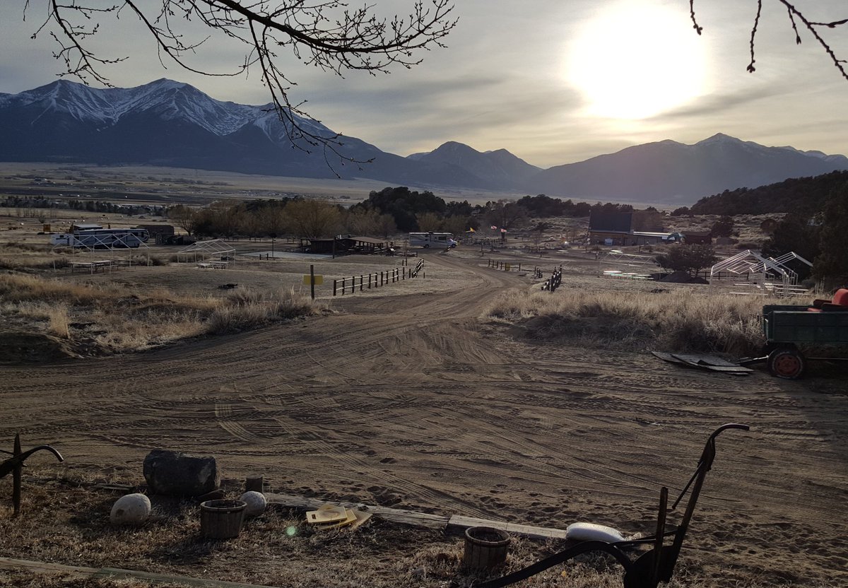 buenavistakoa's tweet photo. Another beautiful day at #bvkoa #bvco #koa #camping #mtprinceton #nowthisiscolorado #nofilterneededhere https://t.co/AAnSDsJKTY