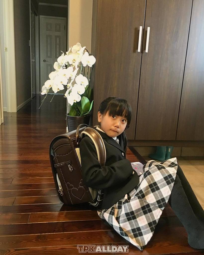 type_k's tweet photo. .
準備完了。
午後から入学式です。
.
#elementaryschool
#Firstday
#Fresh
#頑張ってない三女
#入学式
#仙台
#Sendai
#typekautosource
#TPKALLDAY https://t.co/zfX8MhWRTd