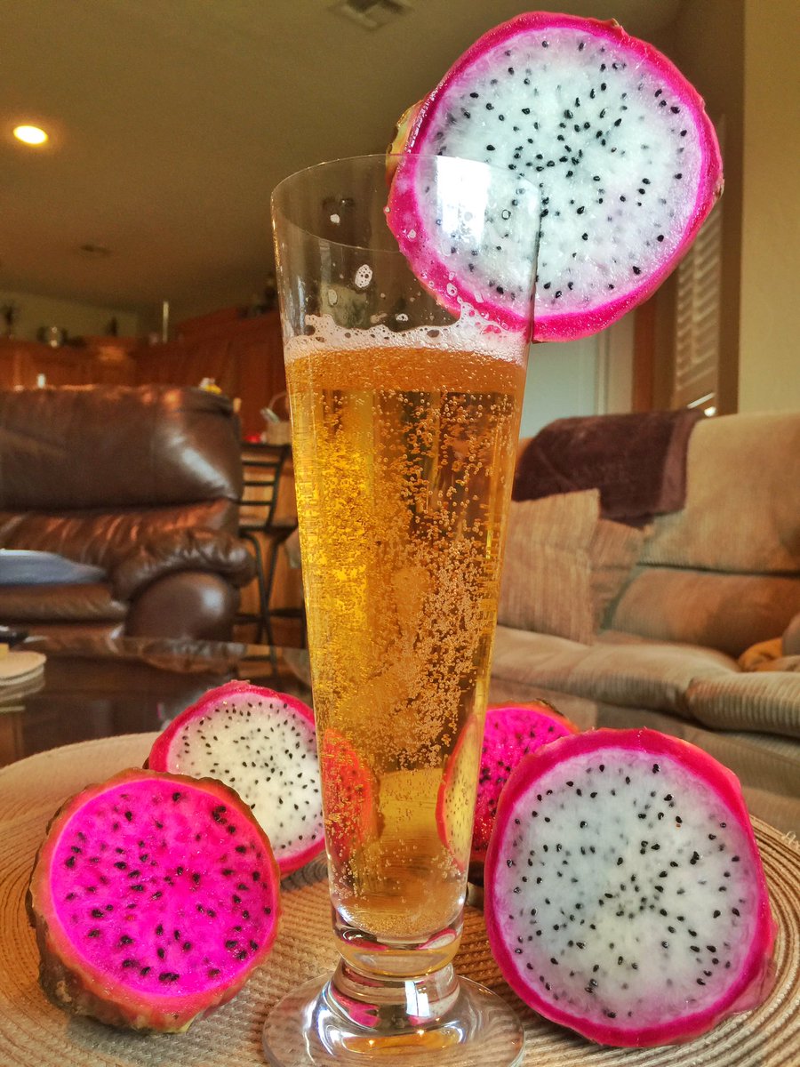 AnaSandee's tweet photo. My view from the couch having a dragon fruit #BeerWith hubby on #NationalBeerDay! 🍻🍺SNAP👉🏽AnaSandee @letsgrababeer https://t.co/Uzn79IPbiJ