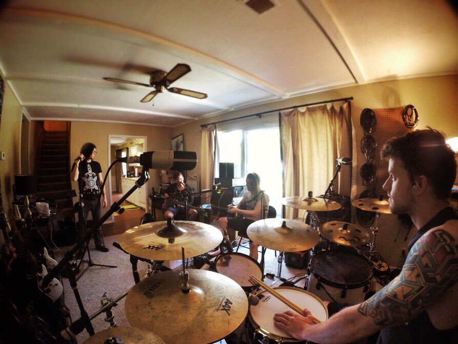 nothingmorerock's tweet photo. Getting everything together! https://t.co/aTthVuWZTQ