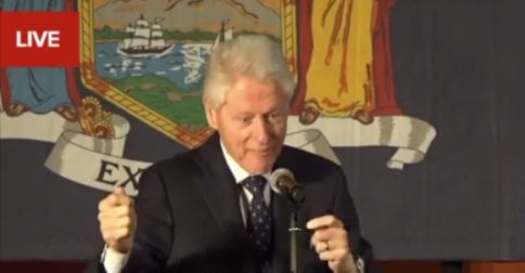 Bill Clinton bashes Obama again! World coming apart (VIDEO)