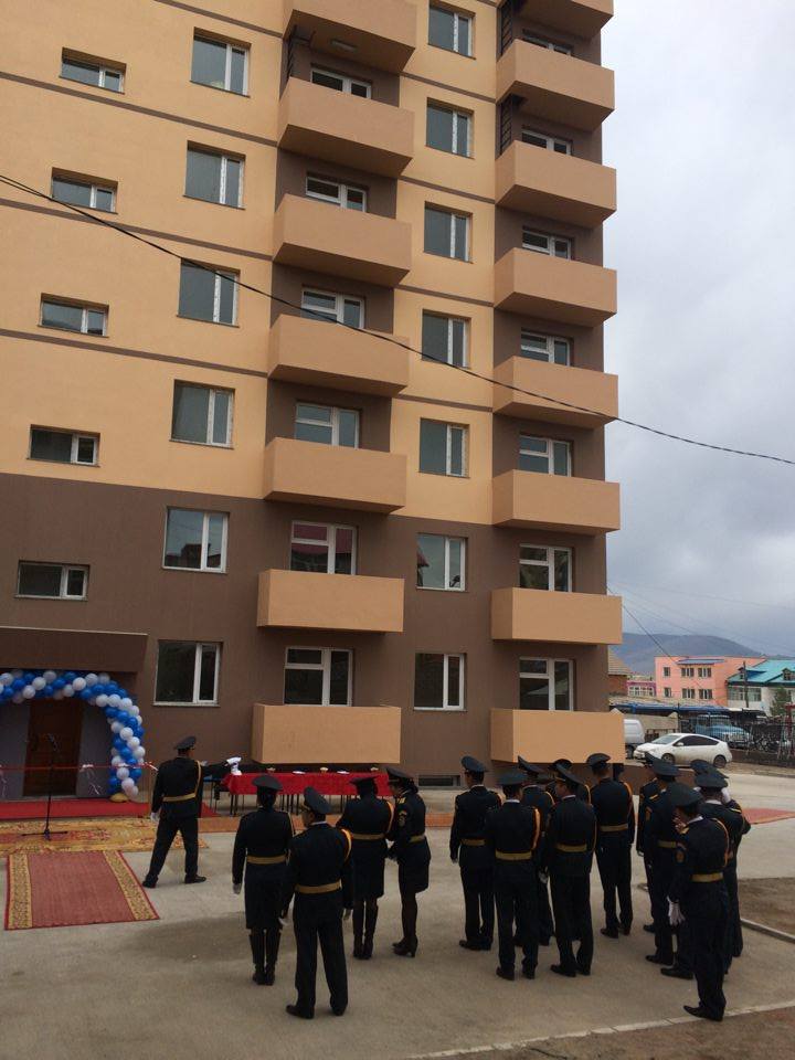 courtdecision's tweet photo. ШШГБ нь албан хаагчдын нийгмийн асуудлыг шийдвэрлэж байна. Дэлгэрэнгүйг: https://t.co/c99GCDtRxF https://t.co/RIYMVuoreL