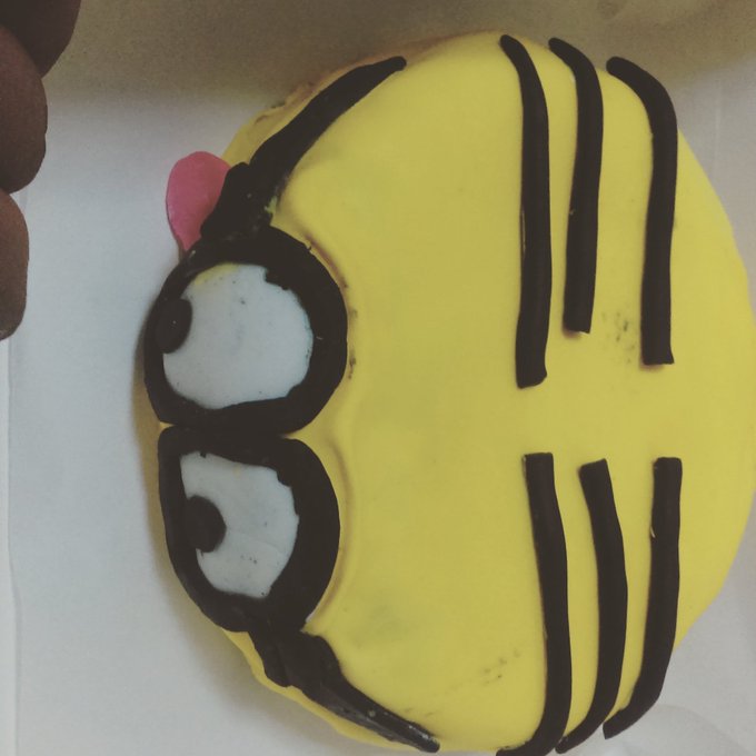 Made a minion cake for my father's employer #minions #cake https://t.co/Rql4GrpkW5<a href="/tag/minions"class="tags">#minions</a><a href="/tag/cake"class="tags"><span>#cake</span></a>