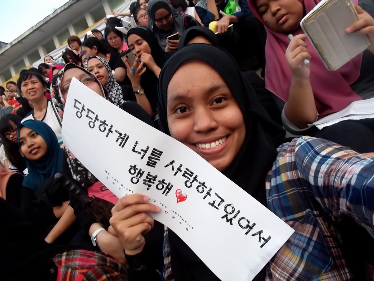 naddyamira0312's tweet photo. 엑소 사랑하차 😘🐱🐰🐑🐺🐧🐯🐉🐻💪 #4YearsWithEXO #EXO4thAnniversary #EXOLSelcaDay https://t.co/bgqAURJegs