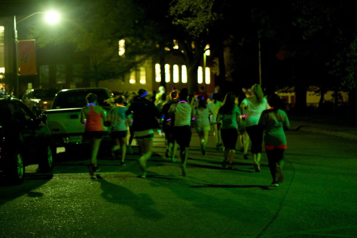 CATS611's tweet image. Thanks to all who came tonight! LC was bright and filled with students who care about freedom. #exposeslavery #CXTS