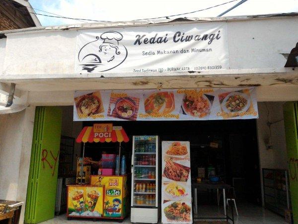Makan siang nya di Kedai Ciwangi aja yah!! Ada diskon Khusus Buat Pengguna XL dPurwakarta!! Mari Makan...